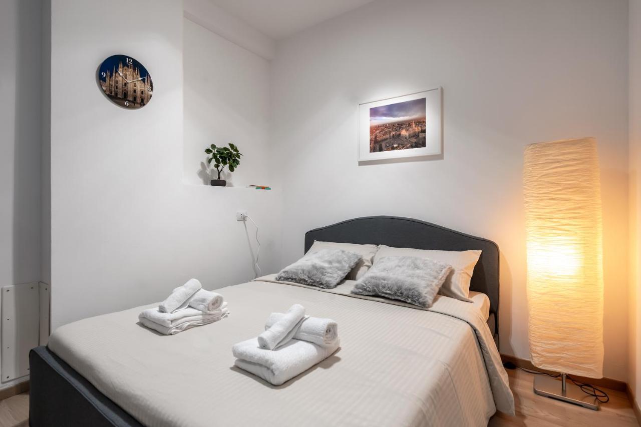 Suite 1,2 Porta Milano Centro Parking Free Екстер'єр фото