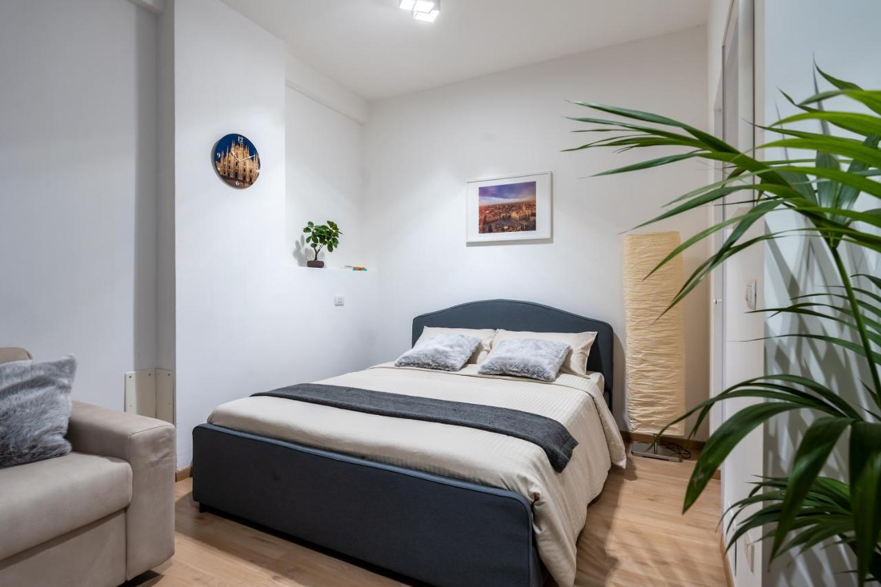 Suite 1,2 Porta Milano Centro Parking Free Екстер'єр фото
