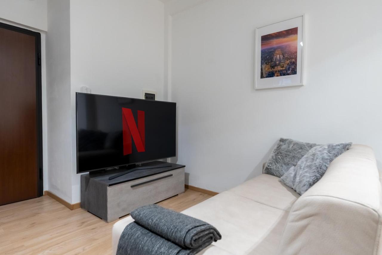 Suite 1,2 Porta Milano Centro Parking Free Екстер'єр фото