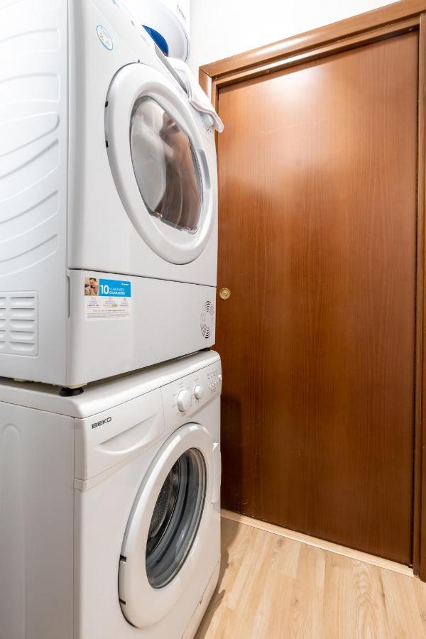Suite 1,2 Porta Milano Centro Parking Free Екстер'єр фото