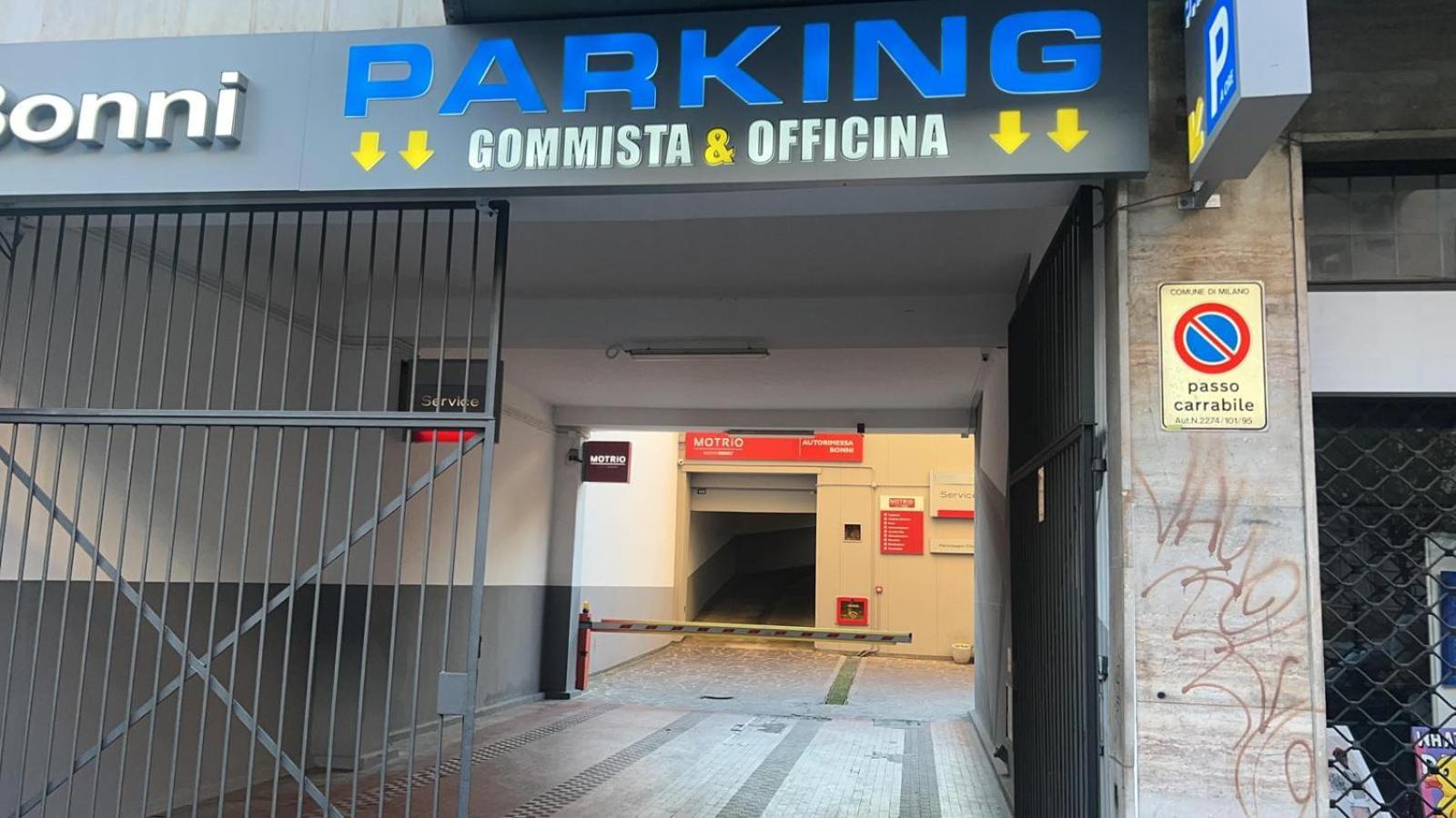 Suite 1,2 Porta Milano Centro Parking Free Екстер'єр фото